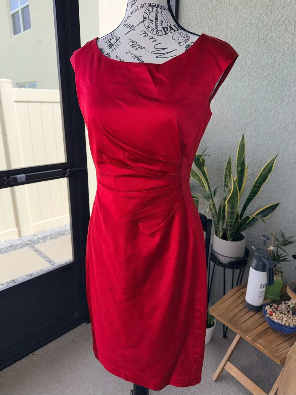 Classic Sleeveless Red Sheath Dress Sz 4